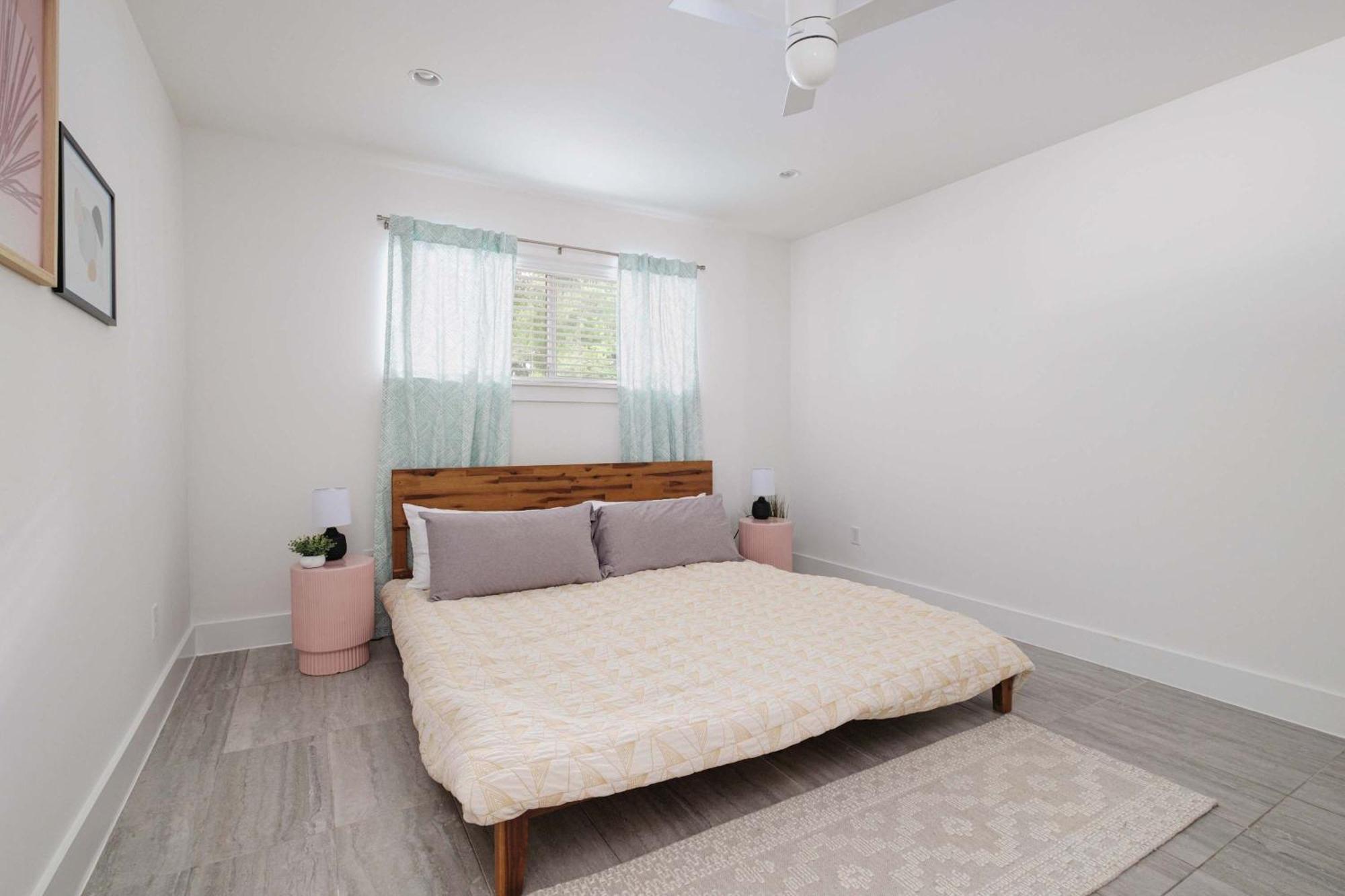 Chic Clarksville 2Br Condo Near Downtown 오스틴 외부 사진